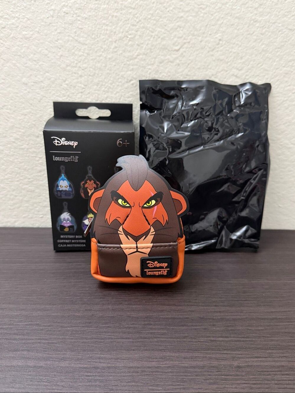 Loungefly Disney Villains Mini Backpack Mystery Bag Charm Keychain - Scar